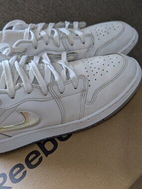 *Nike GS Air Jordan 1 Low White Size 7Y In Good Condition
